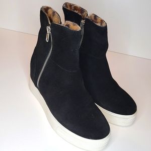 Women's Shoes Steve Madden Booties wedgie black suede faux fur Size 7.5 New